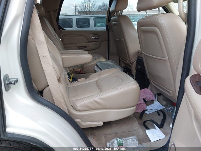 2009 CADILLAC ESCALADE 1GYFK232X9R267887 Photo 7