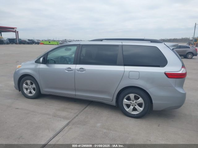 5TDKZ3DCXHS798164 Toyota Sienna Le 8 Passenger