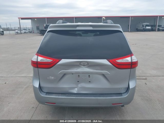 5TDKZ3DCXHS798164 Toyota Sienna Le 8 Passenger