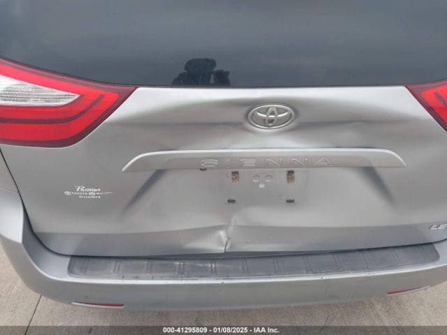 5TDKZ3DCXHS798164 Toyota Sienna Le 8 Passenger