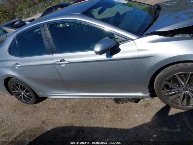4T1G11AKXRU898917 Toyota CAMRY SE