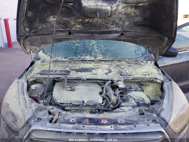 1FMCU0GD9HUC12566 Ford ESCAPE SE