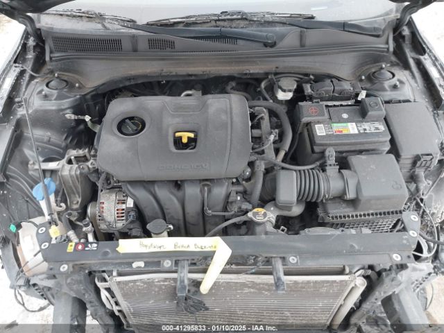 3KPF24AD2KE048932 KIA FORTE FE