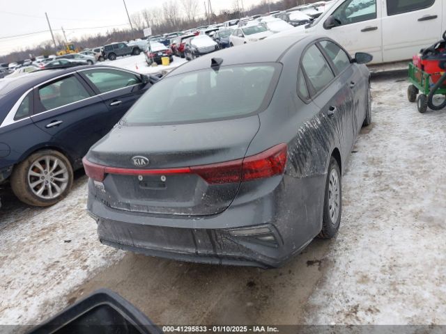 3KPF24AD2KE048932 KIA FORTE FE