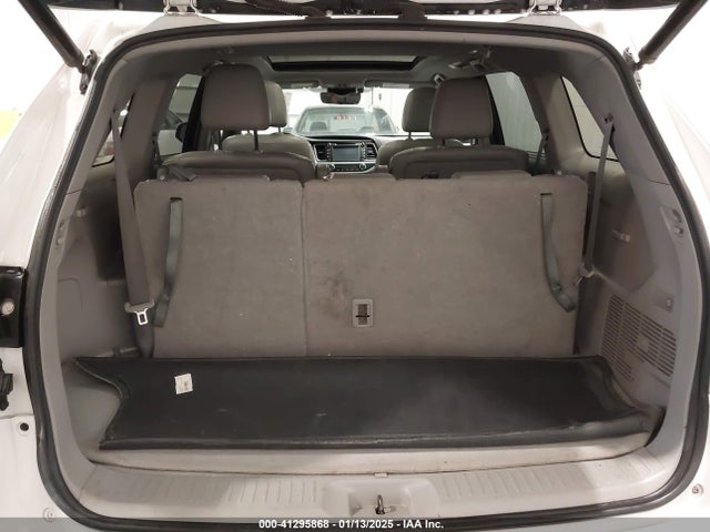 5TDDZRFH5KS997036 Toyota Highlander Limited Platinum