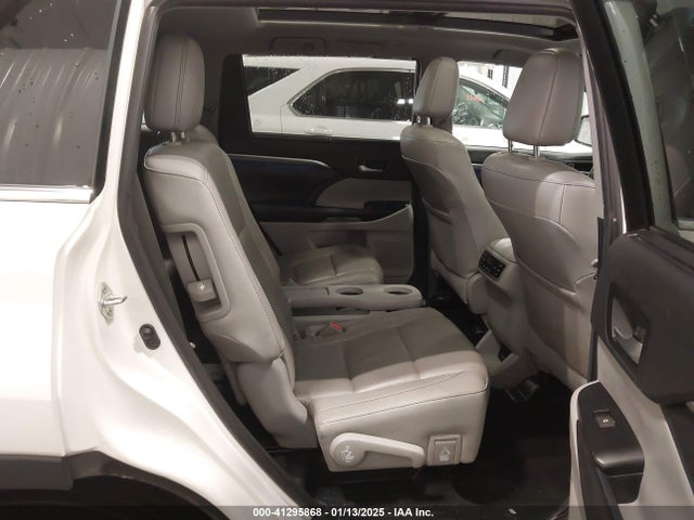 5TDDZRFH5KS997036 Toyota Highlander Limited Platinum