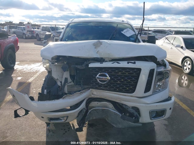 Nissan Titan Pro-4x 2019 1N6AA1E58KN513611 Image 13