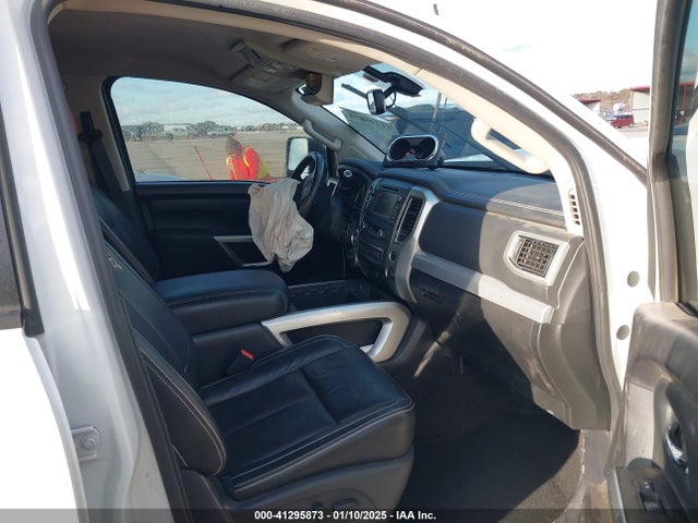 Nissan Titan Pro-4x 2019 1N6AA1E58KN513611 Image 5