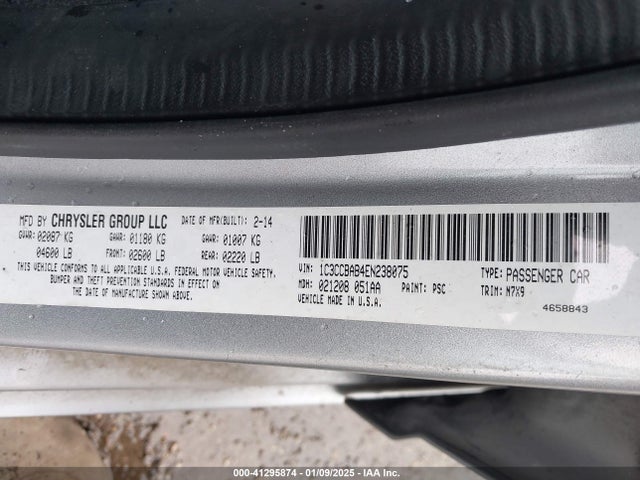 1C3CCBAB4EN238075 Chrysler 200 LX