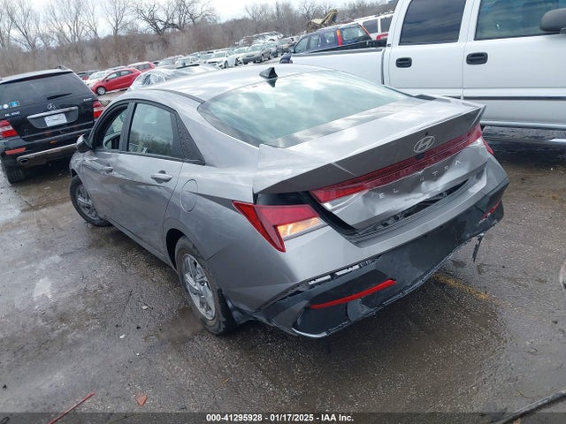 Hyundai ELANTRA SE 2024 KMHLL4DG4RU848063 Image 3