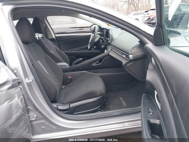 Hyundai ELANTRA SE 2024 KMHLL4DG4RU848063 Image 5