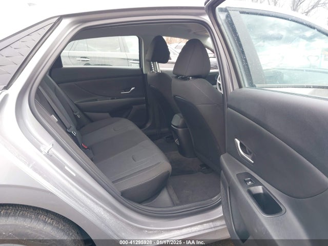 Hyundai ELANTRA SE 2024 KMHLL4DG4RU848063 Image 8