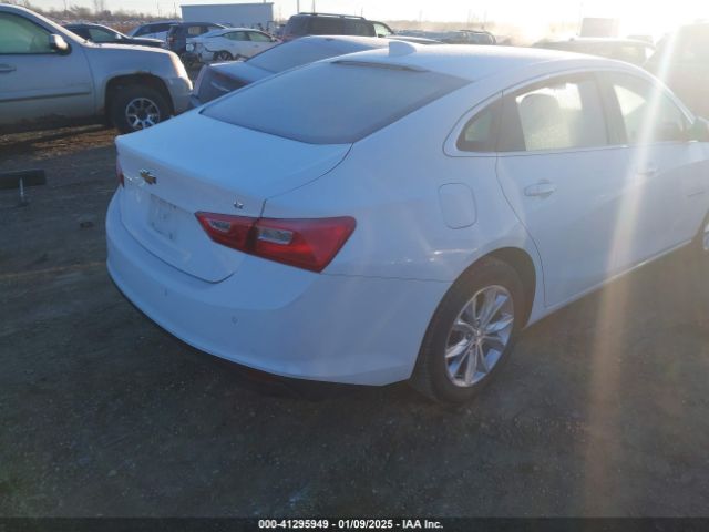 1G1ZD5STXRF132122 Chevrolet Malibu Fwd 1lt