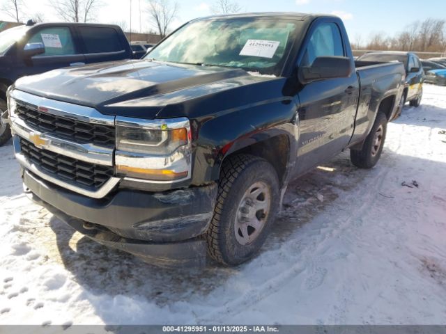 1GCNKNEH7JZ372993 Chevrolet Silverado 1500 Wt