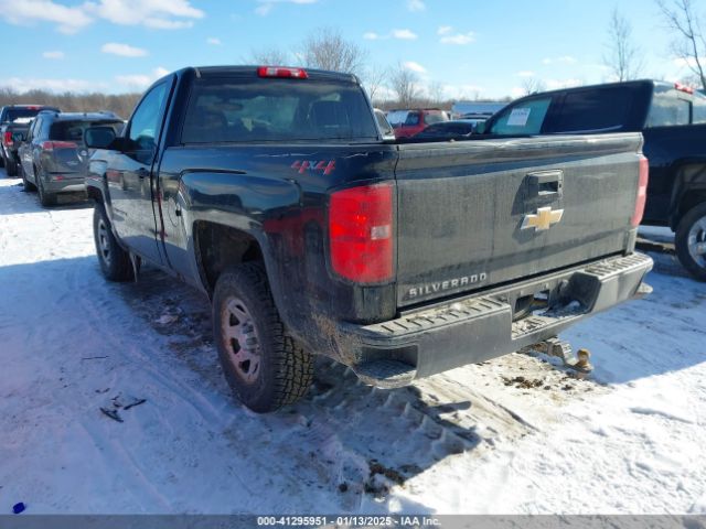 1GCNKNEH7JZ372993 Chevrolet Silverado 1500 Wt