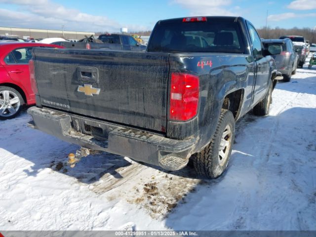 1GCNKNEH7JZ372993 Chevrolet Silverado 1500 Wt