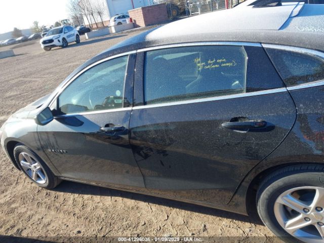 1G1ZD5ST7RF120641 Chevrolet Malibu Fwd 1lt