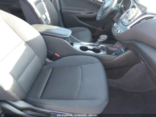1G1ZD5ST7RF120641 Chevrolet Malibu Fwd 1lt