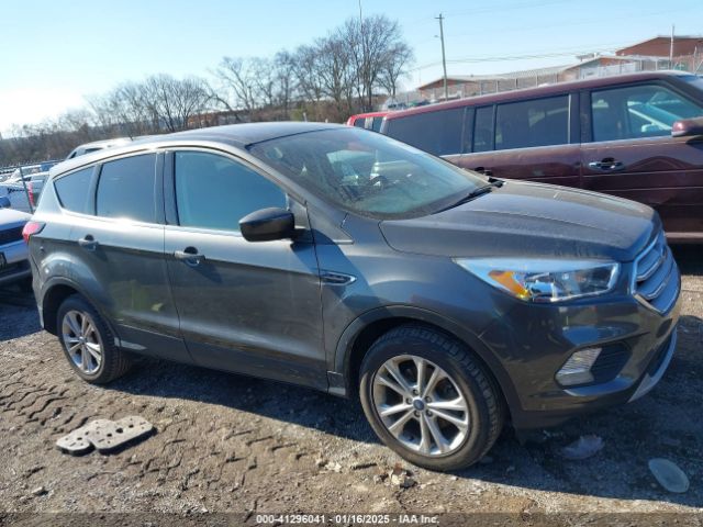 1FMCU0GD3KUA06943 Ford ESCAPE SE