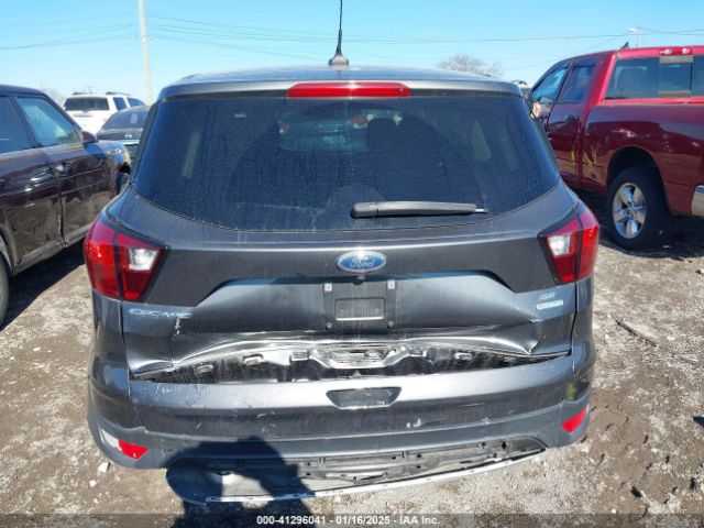 1FMCU0GD3KUA06943 Ford ESCAPE SE