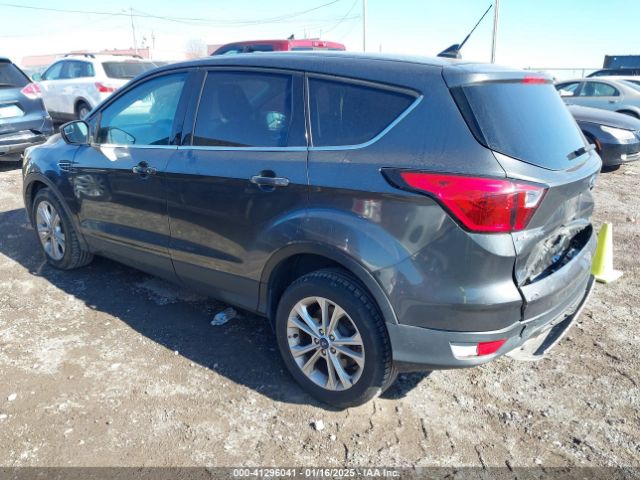 1FMCU0GD3KUA06943 Ford ESCAPE SE