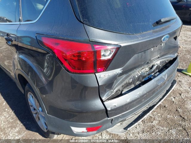 1FMCU0GD3KUA06943 Ford ESCAPE SE