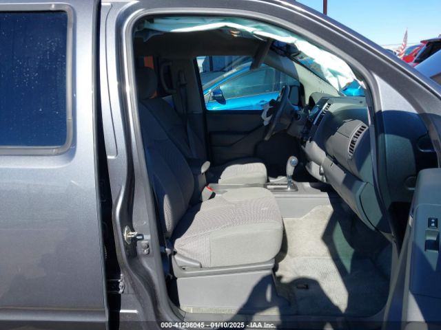 1N6AD0ER3JN738263 Nissan Frontier Sv