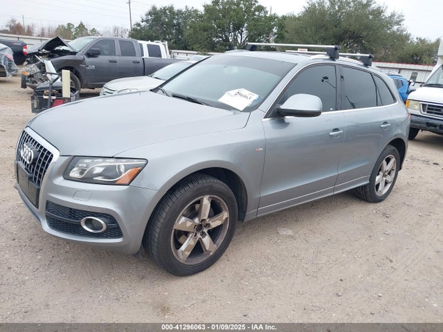 2011 AUDI Q5 WA1DKAFP0BA013294 Photo 1