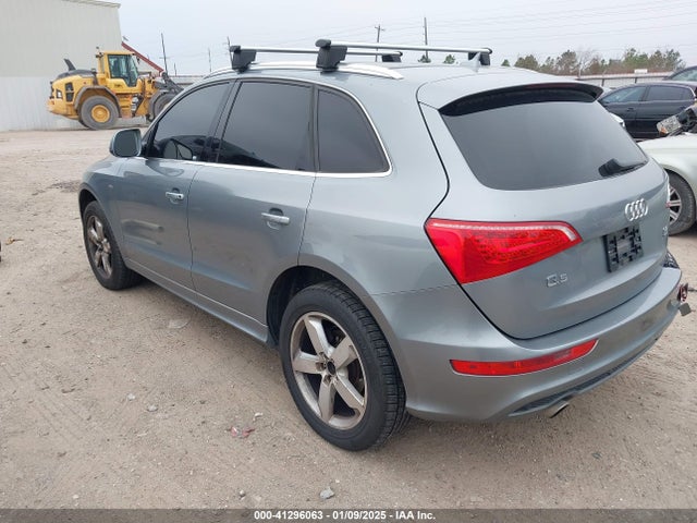 2011 AUDI Q5 WA1DKAFP0BA013294 Photo 2
