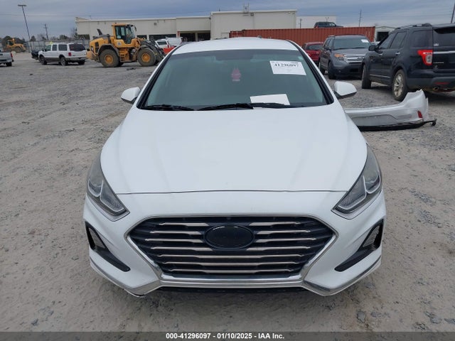 Hyundai SONATA SE 2018 5NPE24AFXJH638030 Image 13