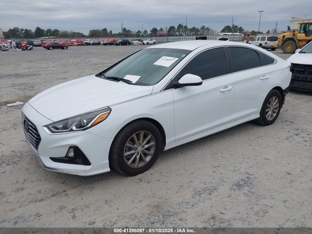 Hyundai SONATA SE 2018 5NPE24AFXJH638030 Image 2