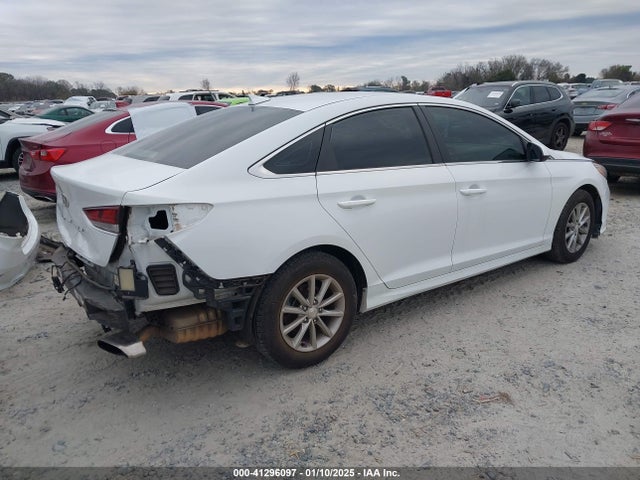 Hyundai SONATA SE 2018 5NPE24AFXJH638030 Image 4