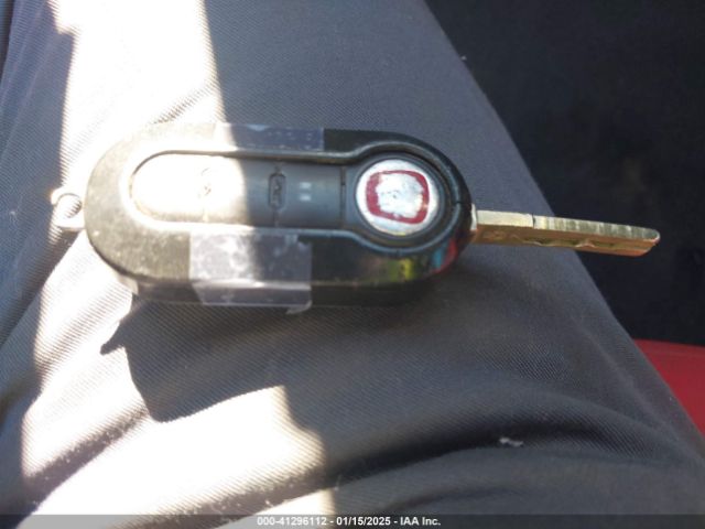 3C3CFFAR2FT612583 Fiat 500 Ribelle