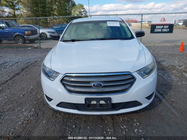 1FAHP2D81FG122723 Ford TAURUS SE