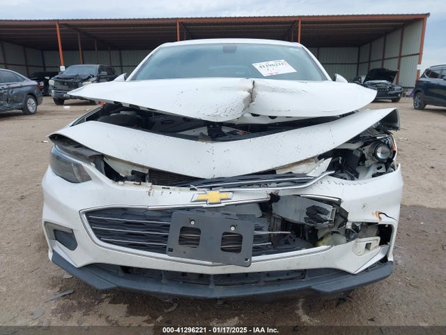 1G1ZE5STXHF120922 Chevrolet MALIBU 1LT