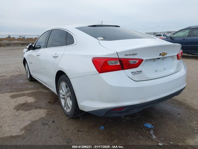 1G1ZE5STXHF120922 Chevrolet MALIBU 1LT