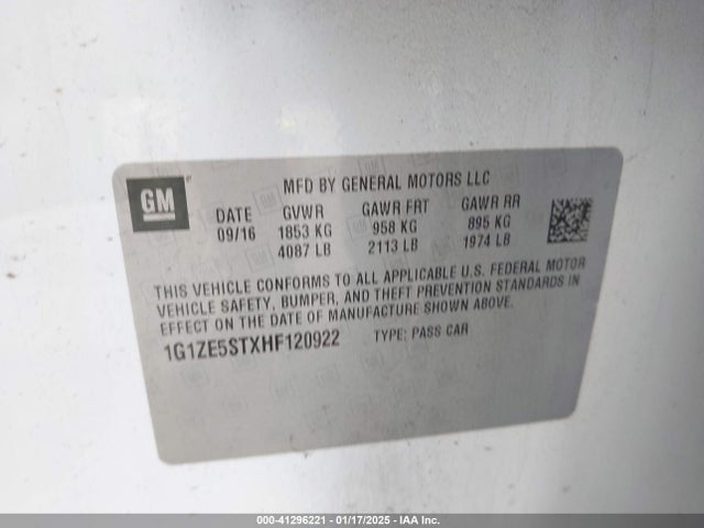 1G1ZE5STXHF120922 Chevrolet MALIBU 1LT