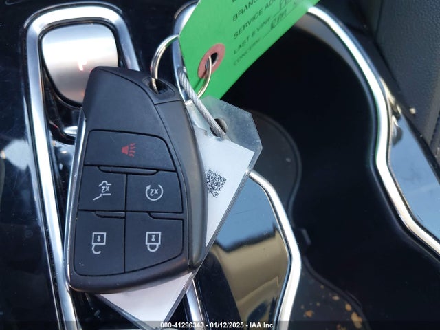 LRBFZNR47PD127851 Buick Envision Essence Fwd