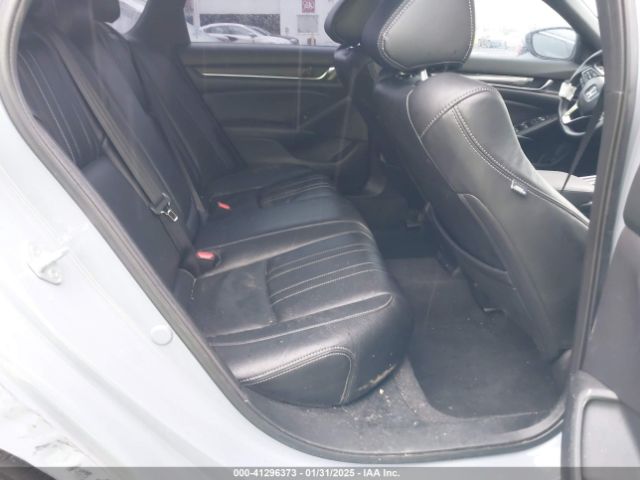 1HGCV1F32NA083116 Honda Accord Sport