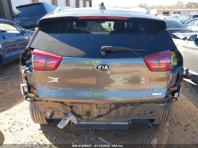 KNDCC3LC5J5153540 KIA NIRO EX