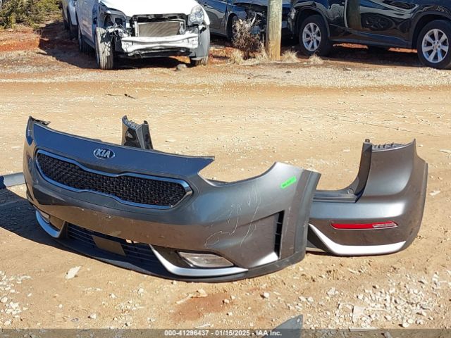 KNDCC3LC5J5153540 KIA NIRO EX