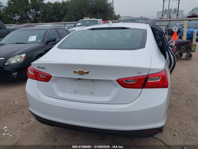 1G1ZD5ST0PF241170 Chevrolet Malibu Fwd 1lt