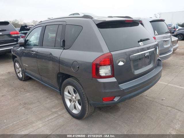 Jeep Compass Latitude 2016 1C4NJCEAXGD648311 Image 3