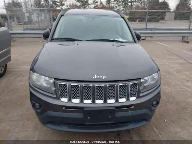 Jeep Compass Latitude 2016 1C4NJCEAXGD648311 Image 6