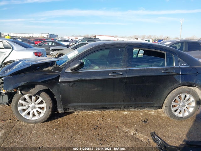 Aukcja sprzedaży 2013 Chrysler 200 Touring, vin: 1C3CCBBB9DN611897, numer aukcji: 41296512