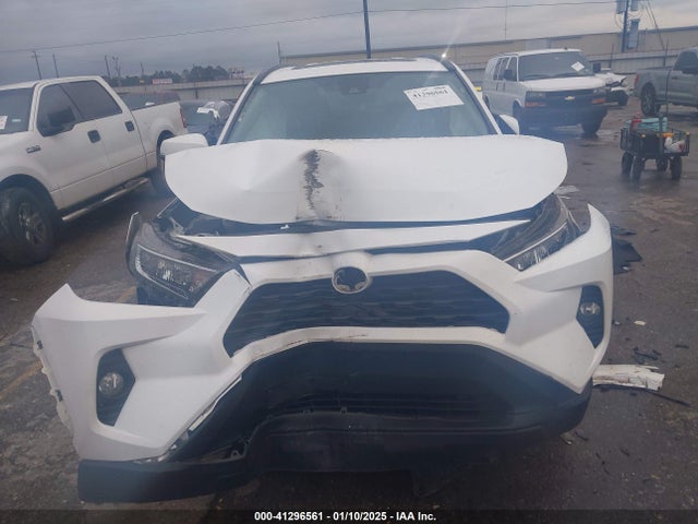 2T3W1RFV1KW050712 Toyota Rav4 Xle