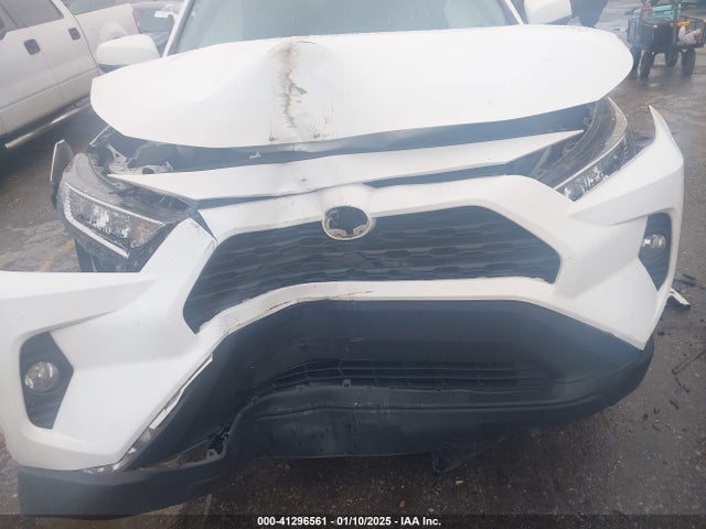 2T3W1RFV1KW050712 Toyota Rav4 Xle