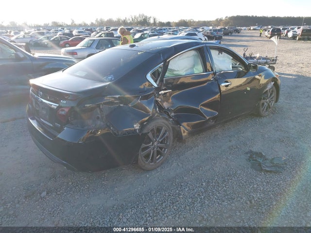 1N4AL3AP0JC206319 Nissan Altima 2.5 Sr