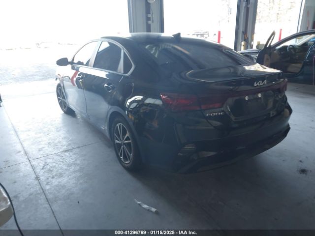 3KPF24AD9PE618822 KIA Forte Lxs