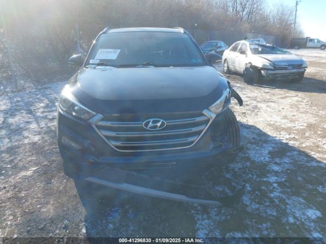 KM8J3CA28JU821351 Hyundai Tucson Limited